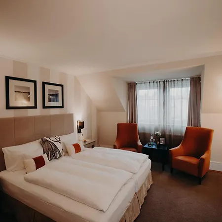 ホテル Strandhotel Ostseeblick