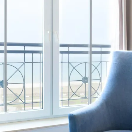 ホテル Strandhotel Ostseeblick ゼーバート・ヘリングスドルフ