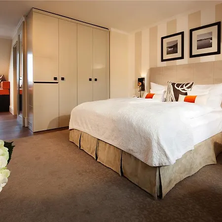Strandhotel Ostseeblick ホテル
